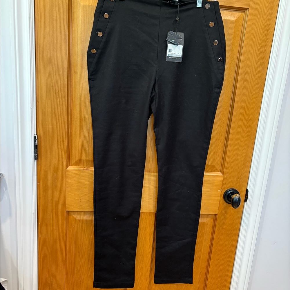 Siberian Black Relaxed Urban Pants